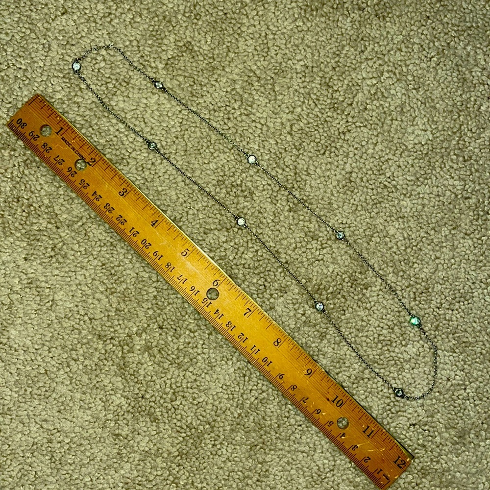 Cute dangly necklace!